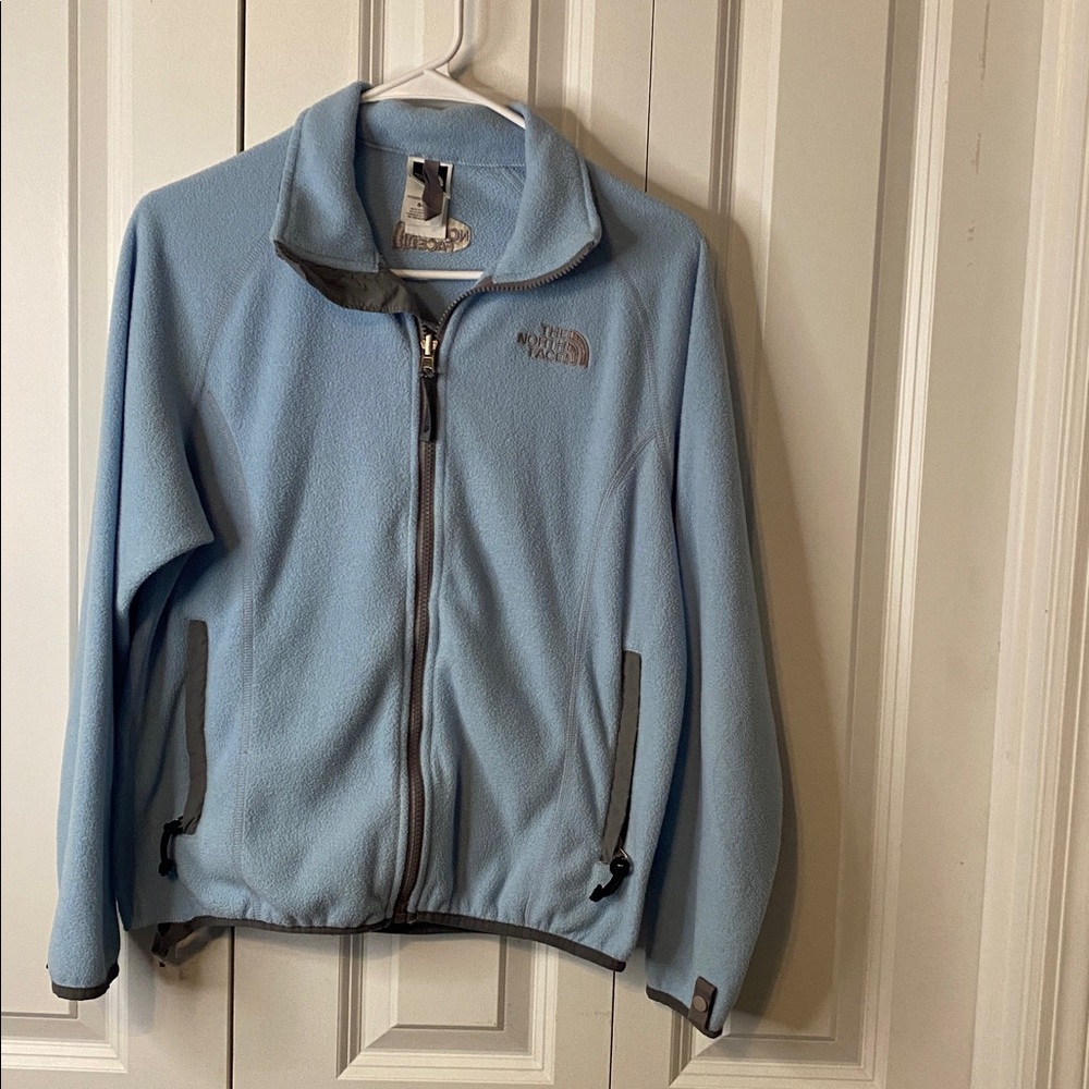 🌸 The North Face Sky Blue Fleece Jacket